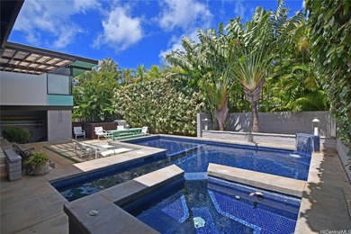 Get ready to find your dream home with this stunning Mid Century - photo 10