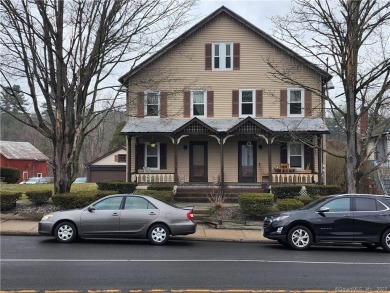 Lake Home Off Market in New Hartford, Connecticut