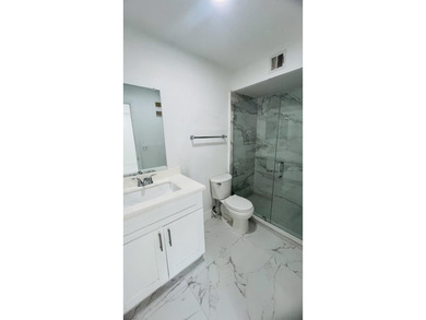 Investors Opportunity! Rent right away! Beautiful completely - photo 4