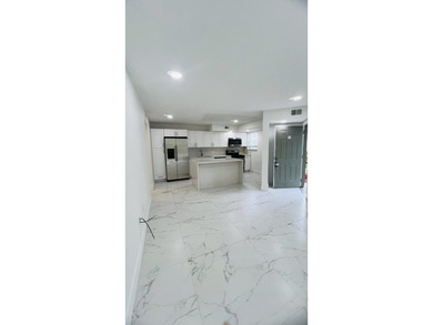 Investors Opportunity! Rent right away! Beautiful completely - photo 8