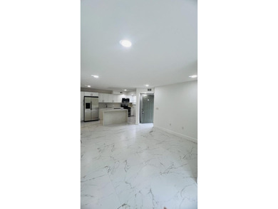 Investors Opportunity! Rent right away! Beautiful completely - photo 9