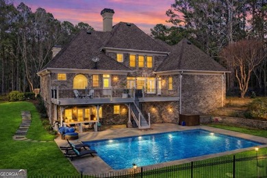 A Rare 4-Acre Family Estate Offering 6,400 SF, Pool & - photo 5