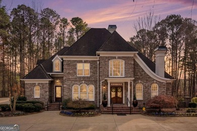 A Rare 4-Acre Family Estate Offering 6,400 SF, Pool & - photo 7