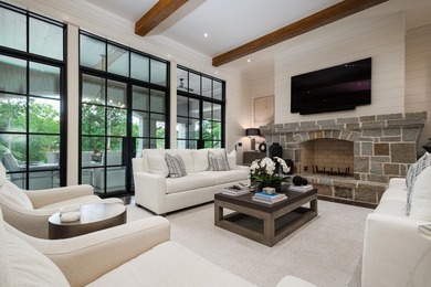 Built in 2023 by acclaimed custom builder Dreambuilt, this 6,008 - photo 11