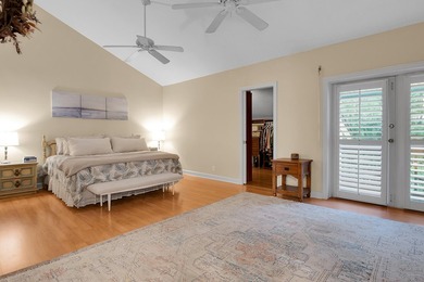 Beautifully updated and spacious townhome in the heart of - photo 13