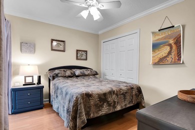 Beautifully updated and spacious townhome in the heart of - photo 15