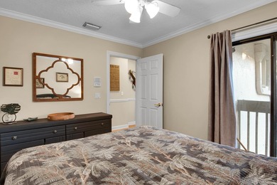 Beautifully updated and spacious townhome in the heart of - photo 16