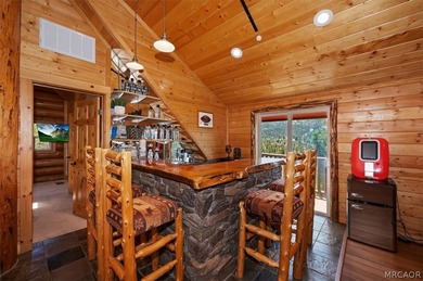 Welcome to *Big Bear Manor*, an extraordinary luxury full log - photo 27