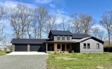 Lake Home For Sale in Pangburn, Arkansas