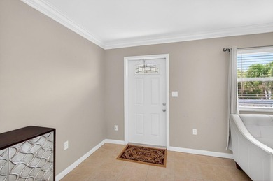 Beautifully updated 1BR/1.5BA condo in the sought-after 55+ - photo 4