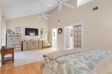 Beautifully updated and spacious townhome in the heart of - photo 39