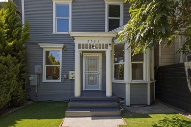 Welcome to 2523 Martin Luther King Jr Way, a thoughtfully - photo 42