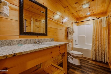GORGEOUS TURN-KEY LUXURY CABIN first time truly on the market - photo 9