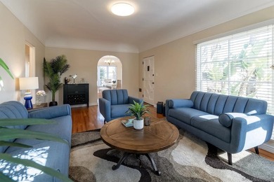 North Park Spanish style ready to move in. Impeccable with - photo 4
