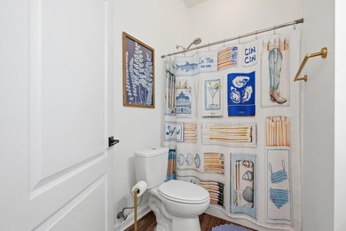 Beautifully updated 3BR/2BA home in the highly desirable Brandon - photo 24