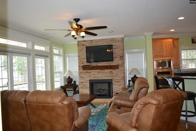 REDUCED! Need room for the whole family, how about 4287 sq ft - photo 11
