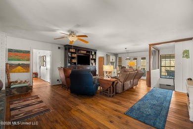 Experience the perfect blend of working ranch and peaceful - photo 18