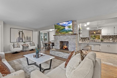 Coeur d Alene Lake Home For Sale in Coeur d Alene Idaho