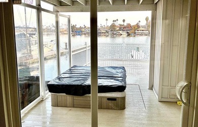 Make your dreams come true with PANORAMIC BAY VIEWS! Remodeled - photo 24