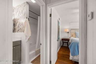 Experience the perfect blend of working ranch and peaceful - photo 31