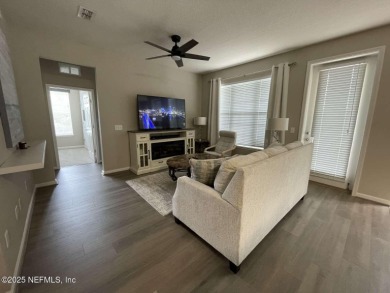 Lake Condo For Sale in Jacksonville, Florida