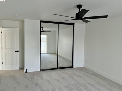 Make your dreams come true with PANORAMIC BAY VIEWS! Remodeled - photo 33