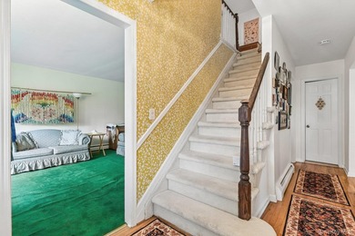 Nestled on a beautifully landscaped cul-de-sac, this - photo 6
