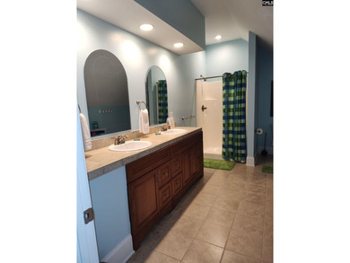 REDUCED! Need room for the whole family, how about 4287 sq ft - photo 37