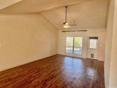 Come see this beautiful, move-in ready, one level home in the - photo 6