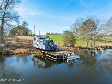 Experience the perfect blend of working ranch and peaceful - photo 47
