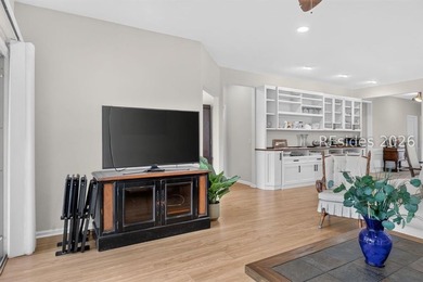 Discover a peaceful golf-course setting in this versatile home - photo 7