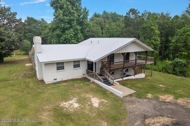 Country Living Meets Modern Comfort on 4.8 Acres! Welcome to 592 - photo 32
