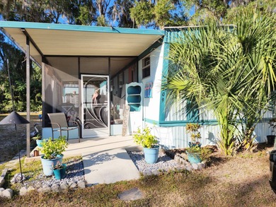 Lake Henderson Home For Sale in Inverness Florida