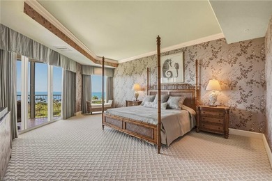 Perched on the 7th floor of the prestigious Le Jardin, this - photo 10