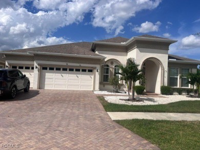 Lake Home For Sale in Wesley Chapel, Florida