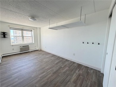 Welcome to this spacious and beautifully positioned corner-unit - photo 15