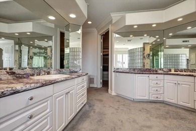 Single-Level View Estate with Rare 46' RV Garage in Del Cerro - photo 16