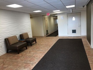 Welcome to this spacious and beautifully positioned corner-unit - photo 17
