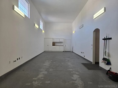 Single-Level View Estate with Rare 46' RV Garage in Del Cerro - photo 24