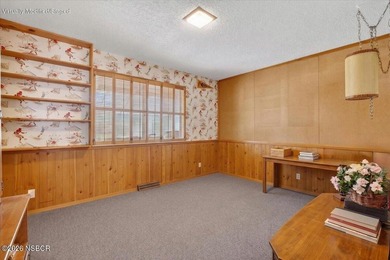 Memory Maker at 485 St. Andrews WayStep into a world of - photo 36