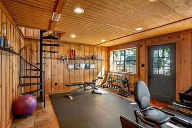 Luxury waterfront living awaits at this exceptional - photo 40