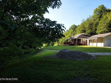 This very lovely home is in an exceptionally desirable setting - photo 1