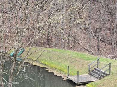 This very lovely home is in an exceptionally desirable setting - photo 2