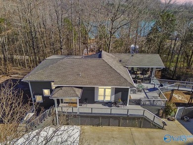 (private lake, pond, coastal) Home For Sale in Gurley Alabama