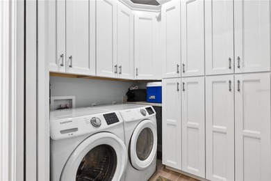 Lakefront Oasis with Income Potential - 260& 264 S. Central Ave - photo 10