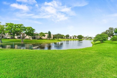 Lake Condo For Sale in Delray Beach, Florida