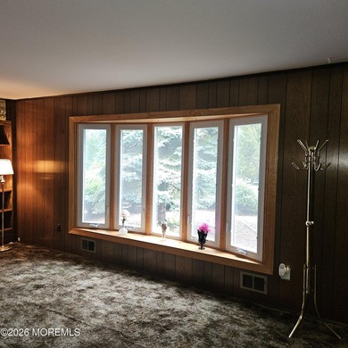 If this home could talk, it would tell stories of birthday - photo 11