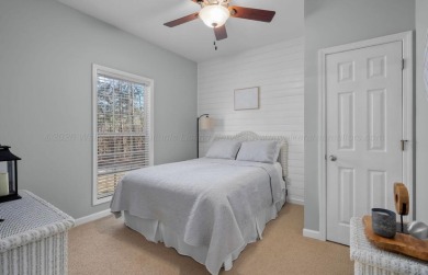 Charming and move-in ready, this well maintained 3 bedroom, 2 - photo 11