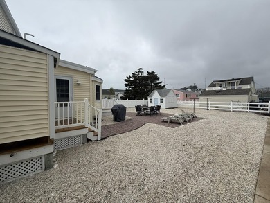 Welcome to 154 98th St. in Stone Harbor! This charming vintage - photo 19