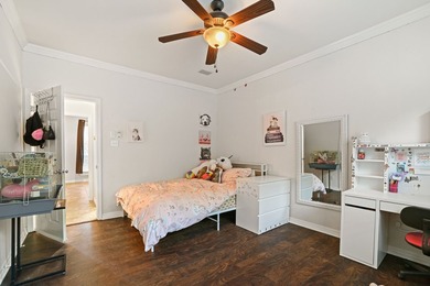 Privacy, mature trees, and a peaceful setting are becoming - photo 20
